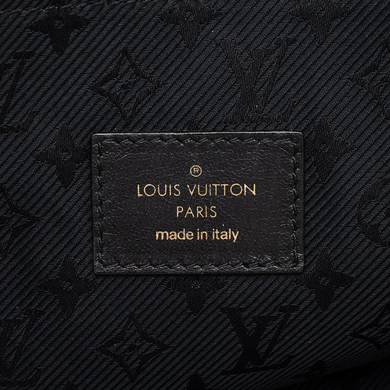 Louis Vuitton Limited Edition Lambskin Riveting Satchel (SHF-qoeOQg)