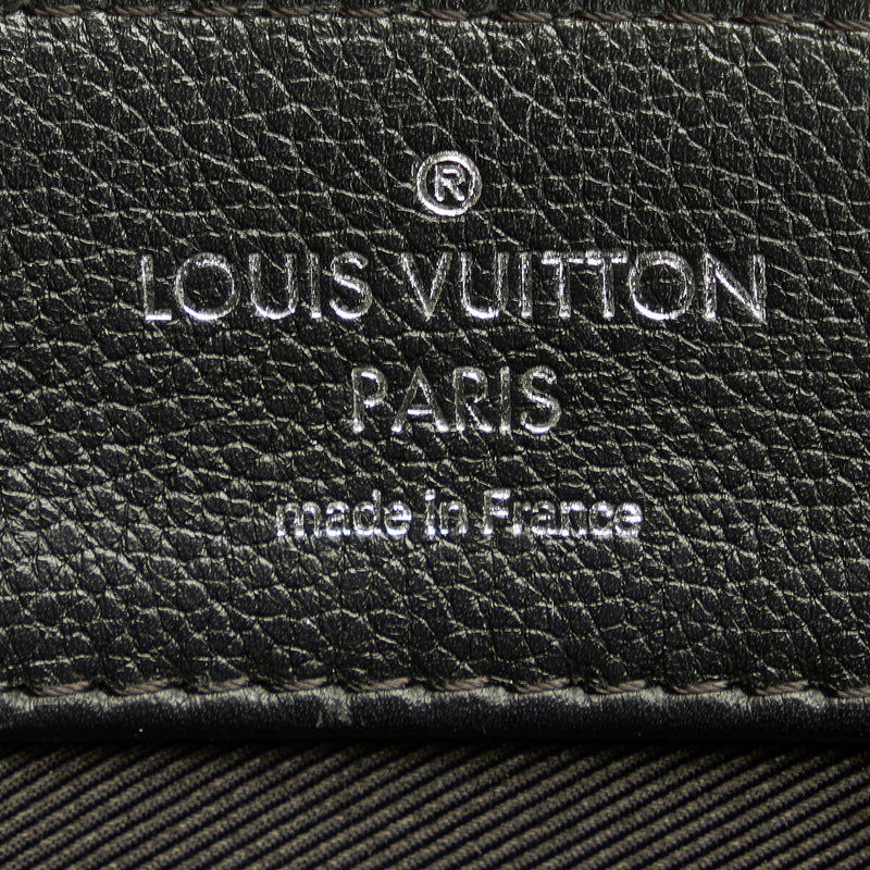 Louis Vuitton LockMe MM (SHG-7EuJqm) – LuxeDH
