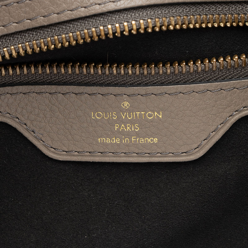 Louis Vuitton Mahina Leather Cirrus PM Satchel (SHF-Y5GlCW)