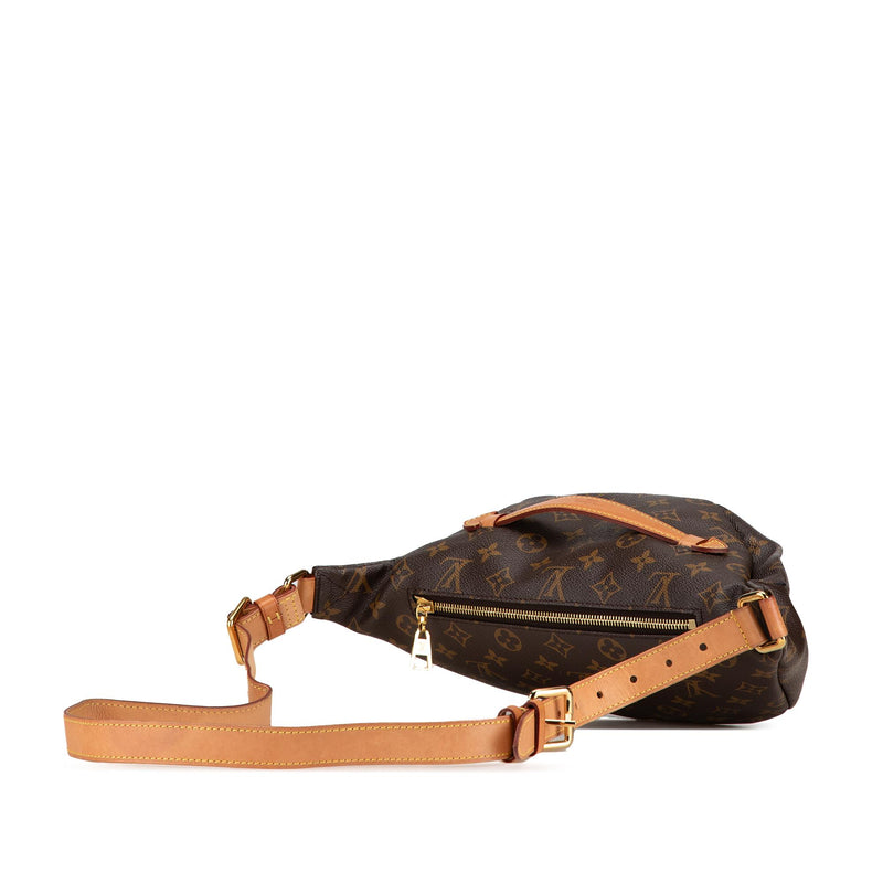 Louis Vuitton Monogram Bumbag (SHG-XA2CCD)