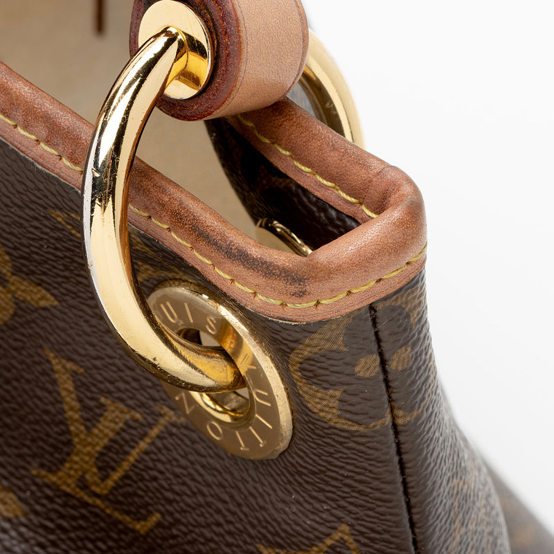 Louis Vuitton Monogram Canvas Artsy MM Shoulder Bag (SHF-kfX5wb)