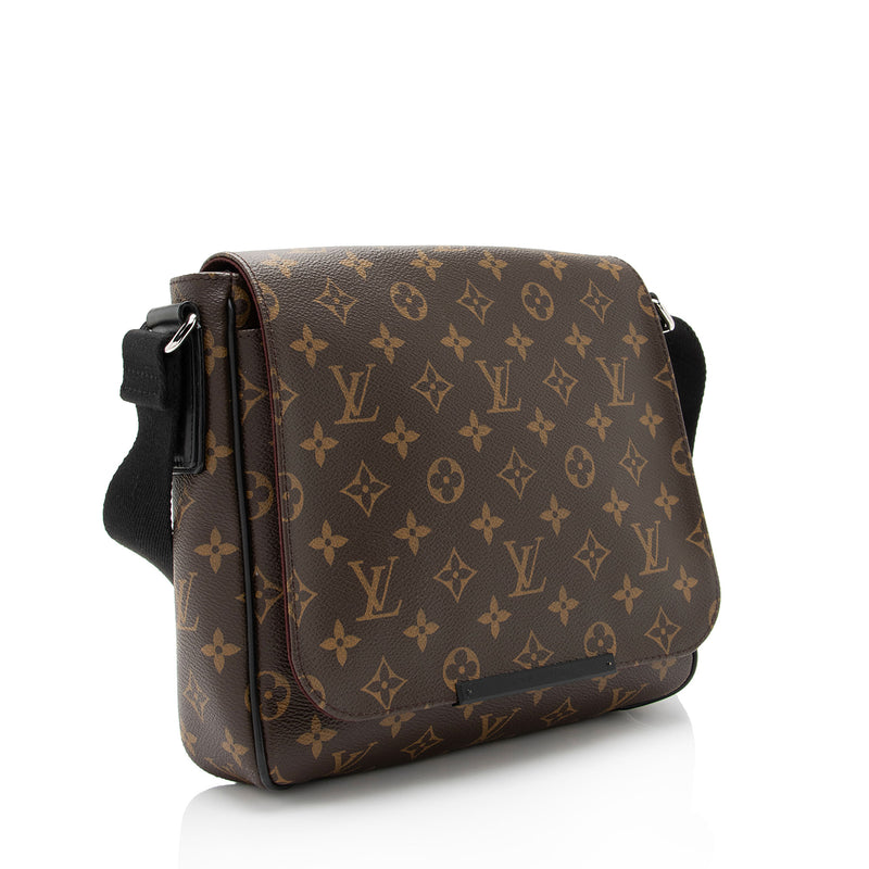 Used Louis Vuitton district pm crossbody