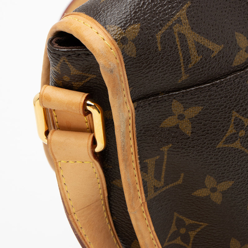 Louis Vuitton Monogram Canvas Menilmontant PM Messenger (SHF-X9HXzJ)