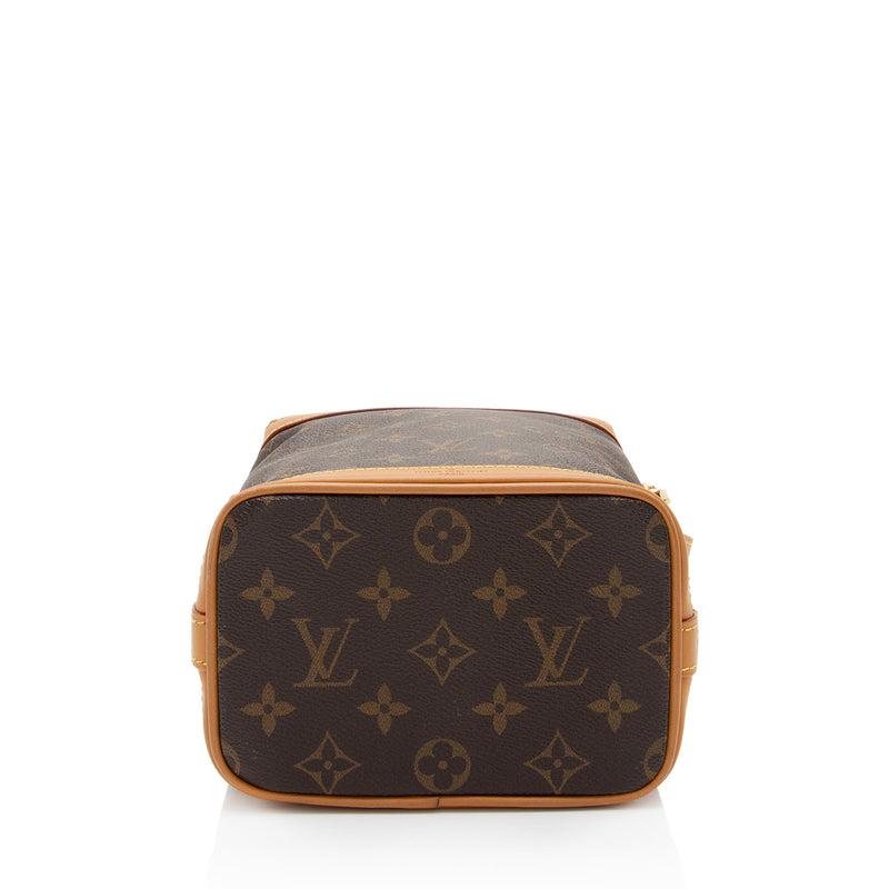 Louis Vuitton Monogram Canvas Milk Box Bag (SHF-erNC58)