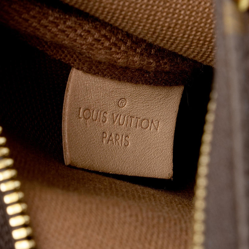 Louis Vuitton Monogram Canvas Valmy Pochette Messenger Bag (SHF-21364) –  LuxeDH