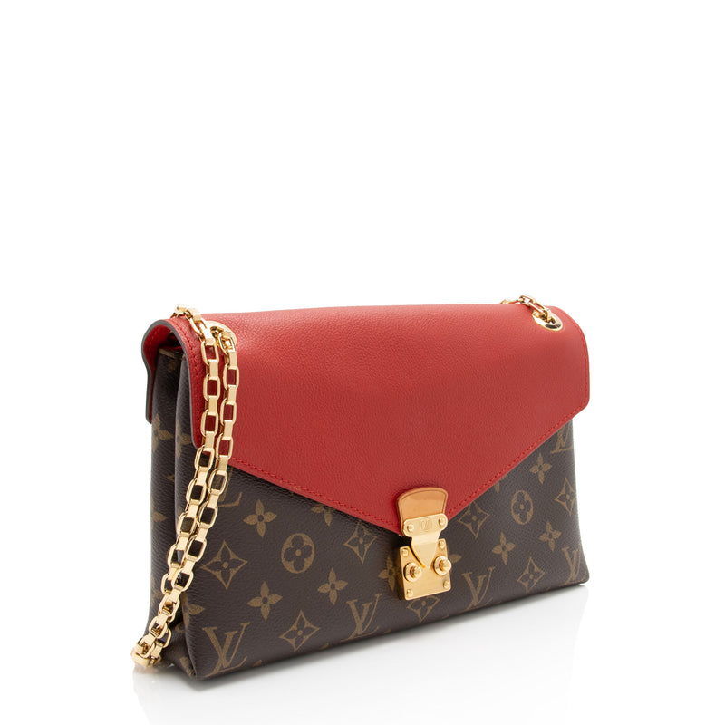 Louis Vuitton Monogram Canvas Pallas Chain Shoulder Bag (SHF-kEYMMI)