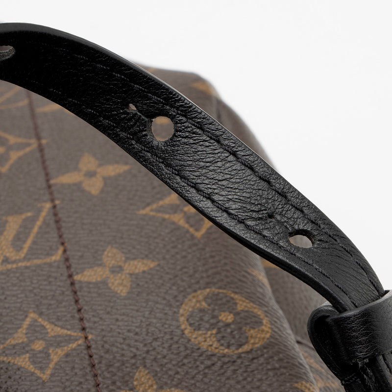 Louis Vuitton Monogram Canvas Palm Springs PM Backpack (SHF-W0tPgg) – LuxeDH