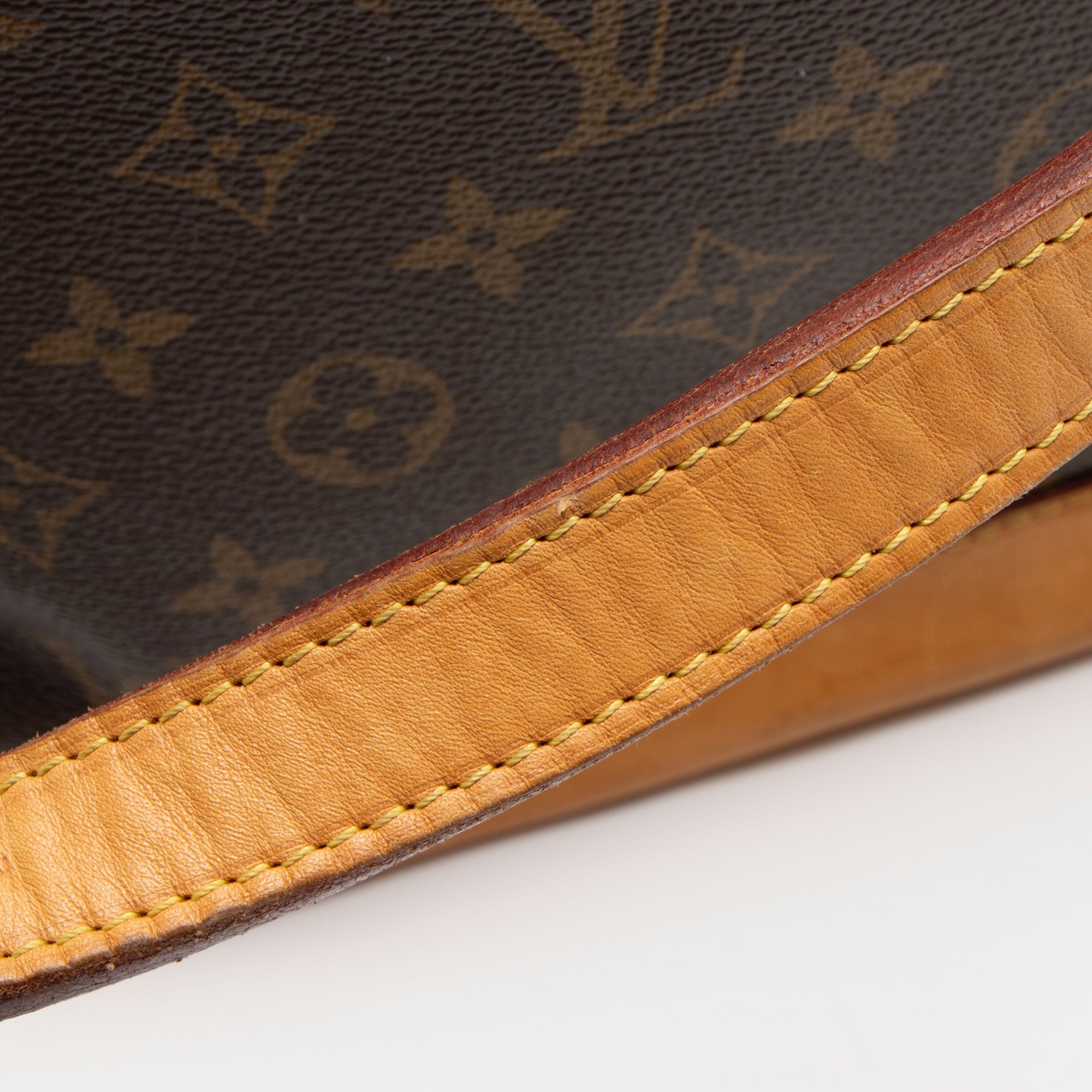 Louis Vuitton Monogram Canvas Petit Noe NM Shoulder Bag (SHF-nQEKHn)