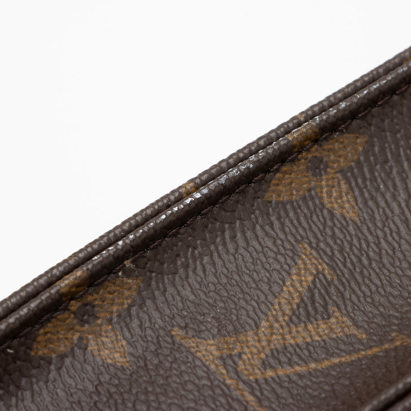 Louis Vuitton Monogram Canvas Petit Sac Plat Shoulder Bag (SHF-SYrls9) –  LuxeDH
