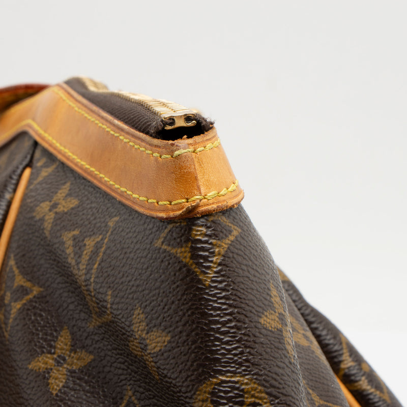 Louis Vuitton Monogram Canvas Tivoli GM Satchel (SHF-bR2DaW)