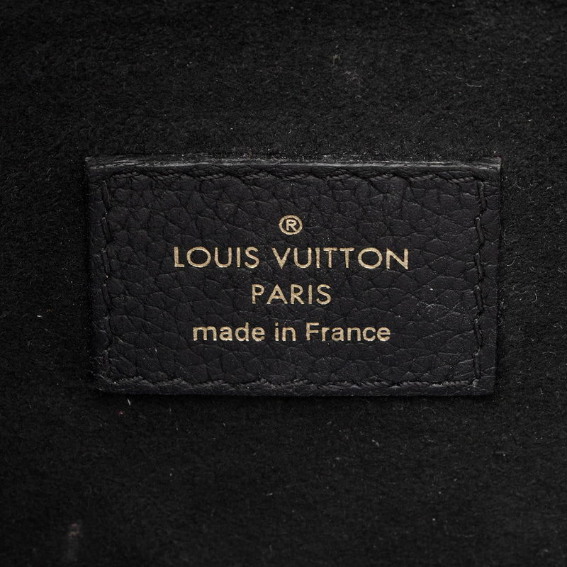 Louis Vuitton Victoire M41730 Bag Monogram Canvas GHW