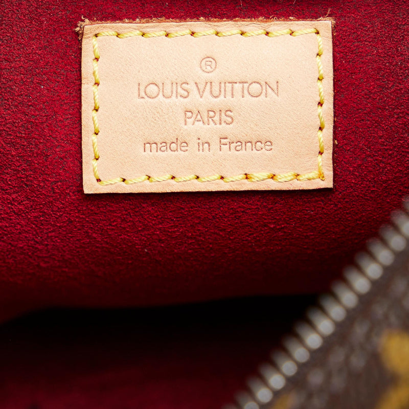 Louis Vuitton Monogram Croissant PM (SHG-1z59k2) – LuxeDH
