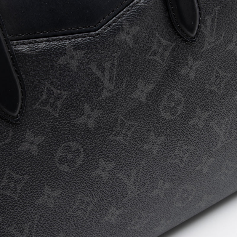 Louis Vuitton Monogram Eclipse Explorer Briefcase (SHF-LiWCoh)