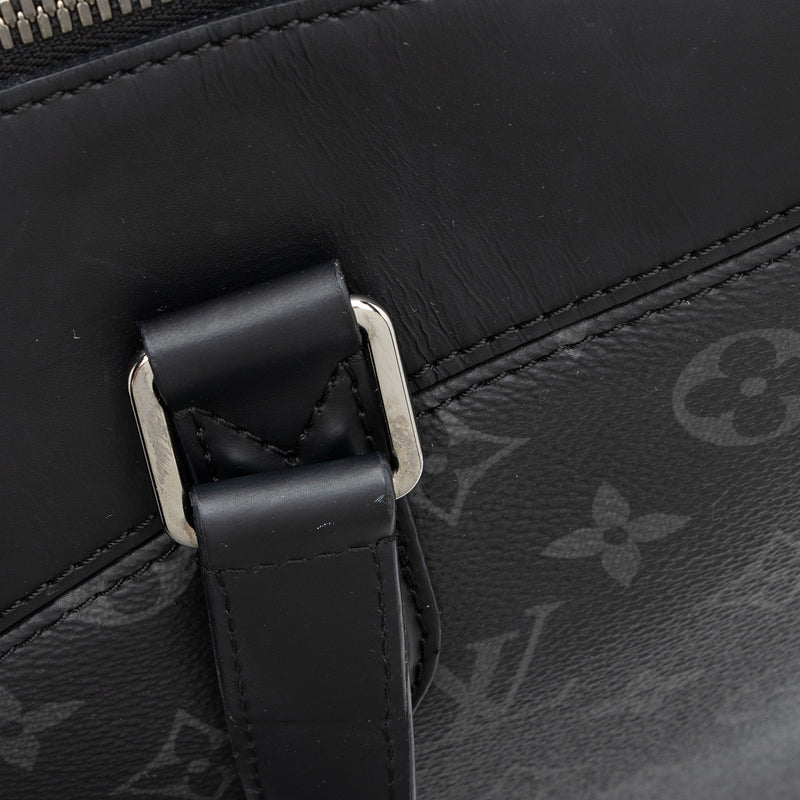 Louis Vuitton Monogram Eclipse Explorer Briefcase (SHF-LiWCoh)