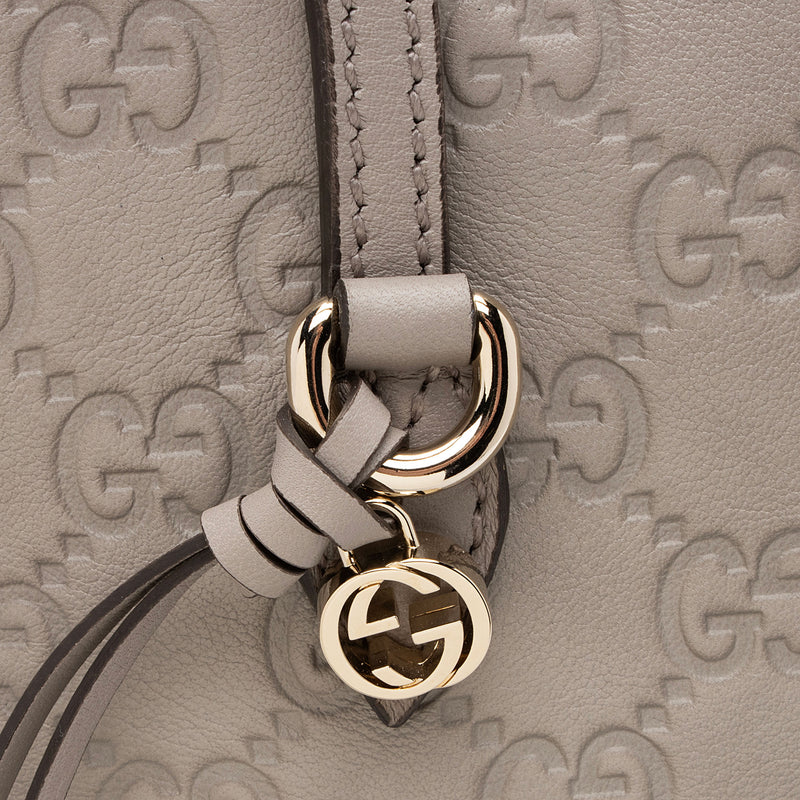 Louis Vuitton Monogram Empreinte Artsy MM (SHG-bHMOhM)