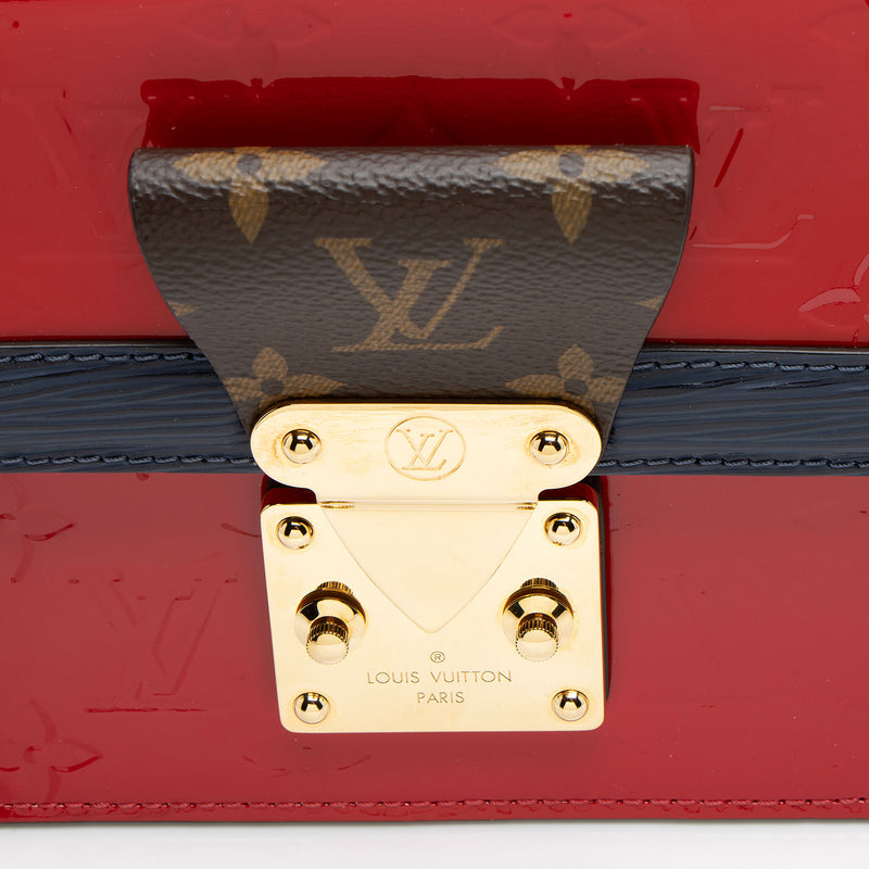 Louis Vuitton Monogram Epi Vernis Wynwood Shoulder Bag (SHF-faWMkp)