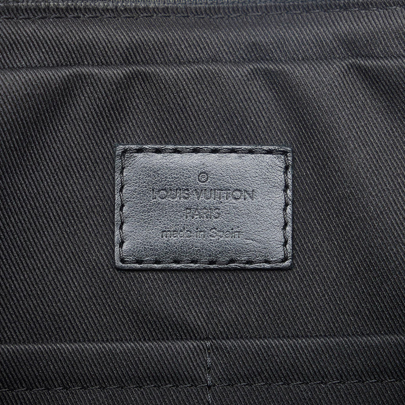 Louis Vuitton Monogram Galaxy Alpha Messenger (SHG-1KGtFs) – LuxeDH