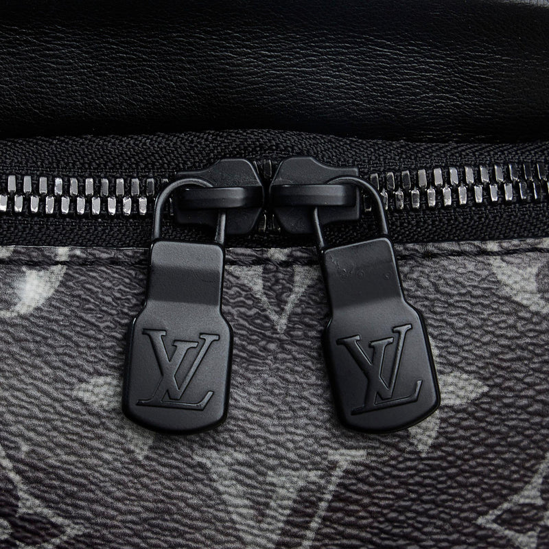 Louis Vuitton Monogram Galaxy Discovery Bumbag (SHG-d2Bukd)