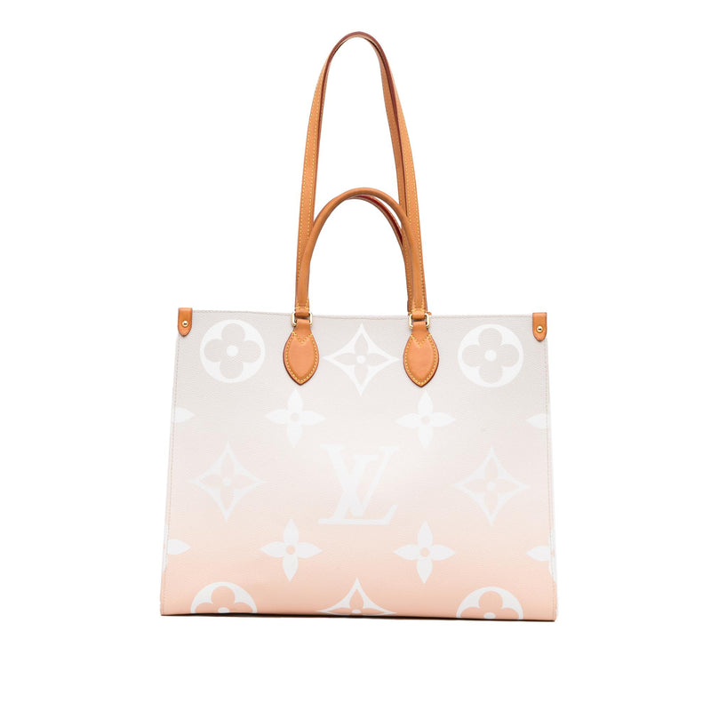 Louis Vuitton Monogram Giant By The Pool Onthego GM (SHG-fhbSjn)