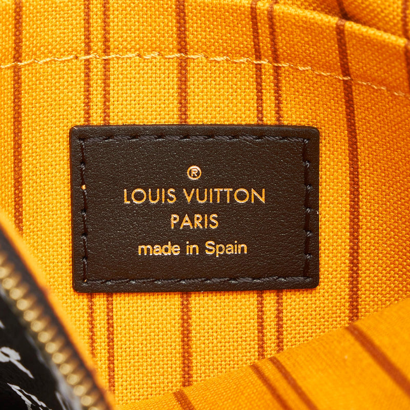 Louis Vuitton Monogram Giant Jungle Neverfull MM (SHG-4HIPD2) – LuxeDH