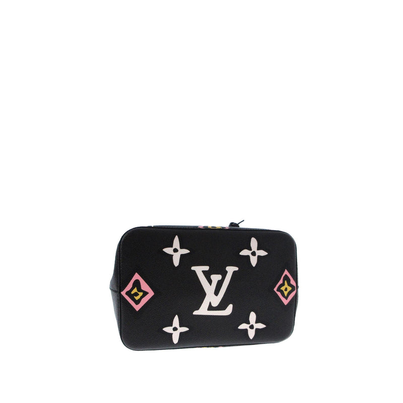 Louis Vuitton Black Monogram Giant Wild at Heart Neonoe MM Drawstring  Bucket 93lv94