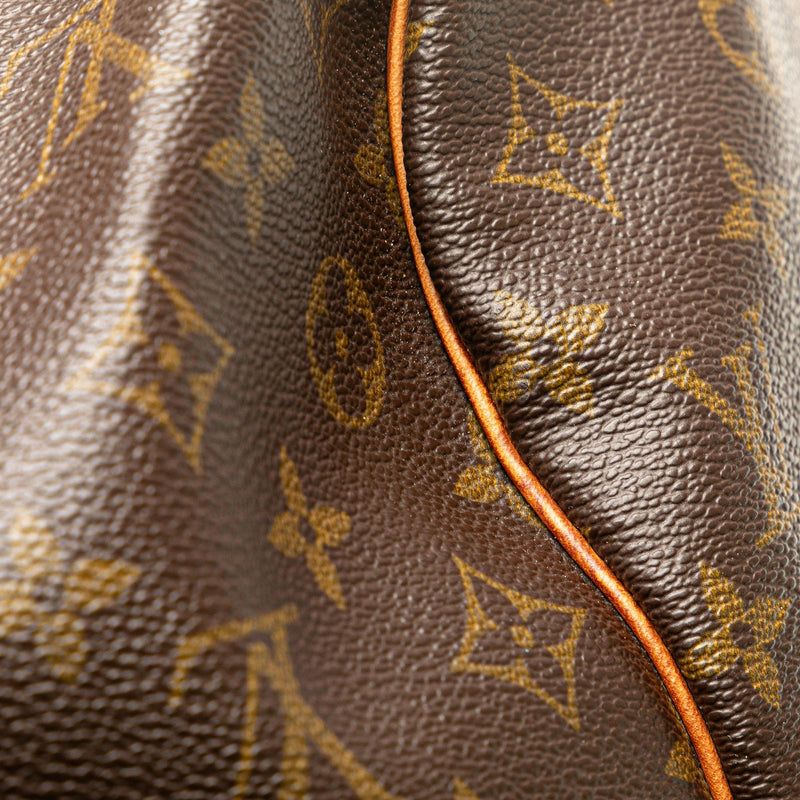 Louis Vuitton Monogram Keepall 50 (SHG-OG0sAX)