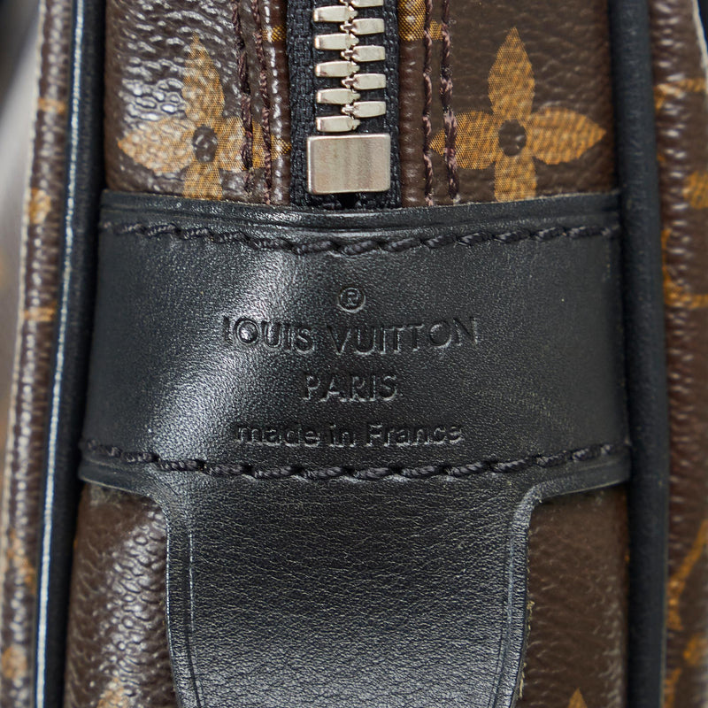 Louis Vuitton Monogram Macassar Porte Documents Voyage (SHG-gCbTCM) – LuxeDH