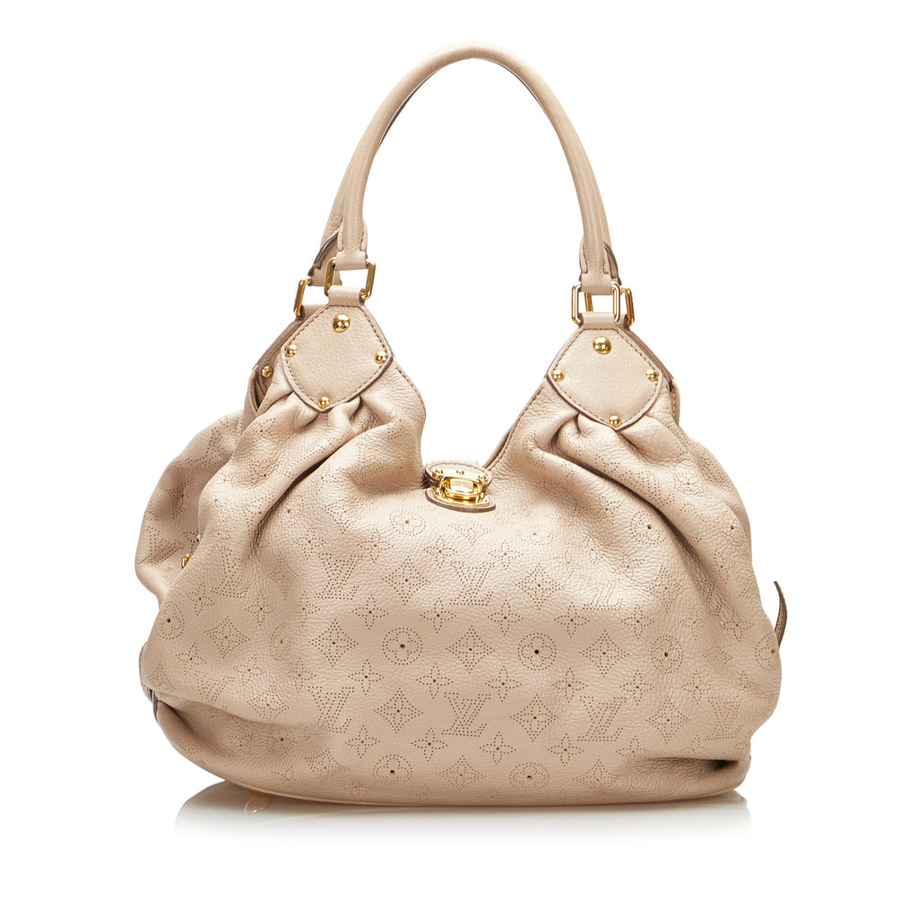 Louis Vuitton Mahina L  Women handbags, Louis vuitton, Bags