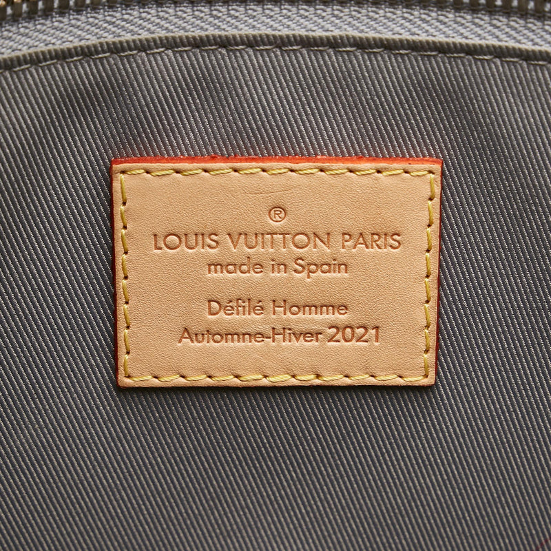 Louis Vuitton Monogram Pochette Homme in 2023  Louis vuitton monogram,  Louis vuitton, Monogram