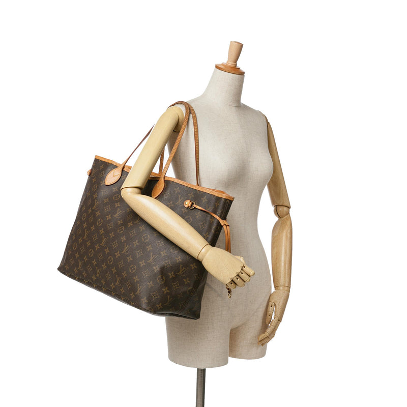 Louis Vuitton Monogram Neverfull MM (SHG-y9ENHa)