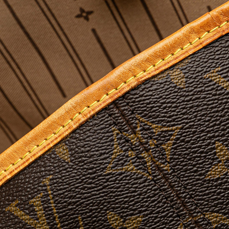 Louis Vuitton Monogram Neverfull MM (SHG-v61hRf)