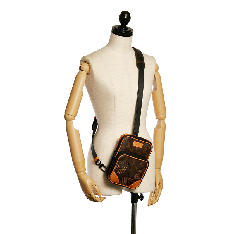 Louis Vuitton Monogram Danube 21 Crossbody Shoulder Bag - A