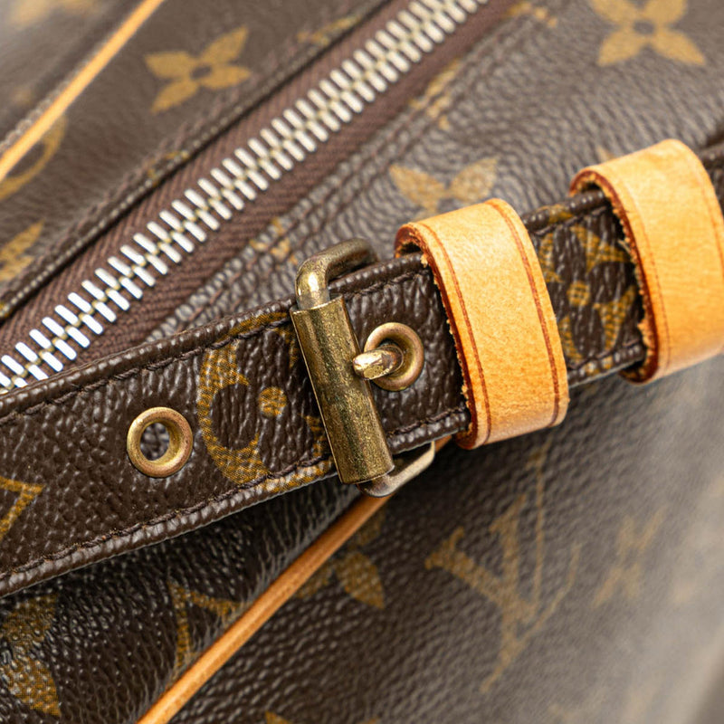 Louis Vuitton Monogram Nil Crossbody Bag (SHG-Z3wsMK)