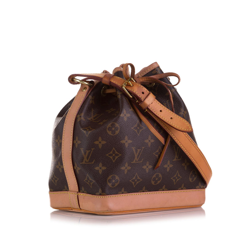 Louis Vuitton 2018 pre-owned Noe BB Bucket Bag - Farfetch