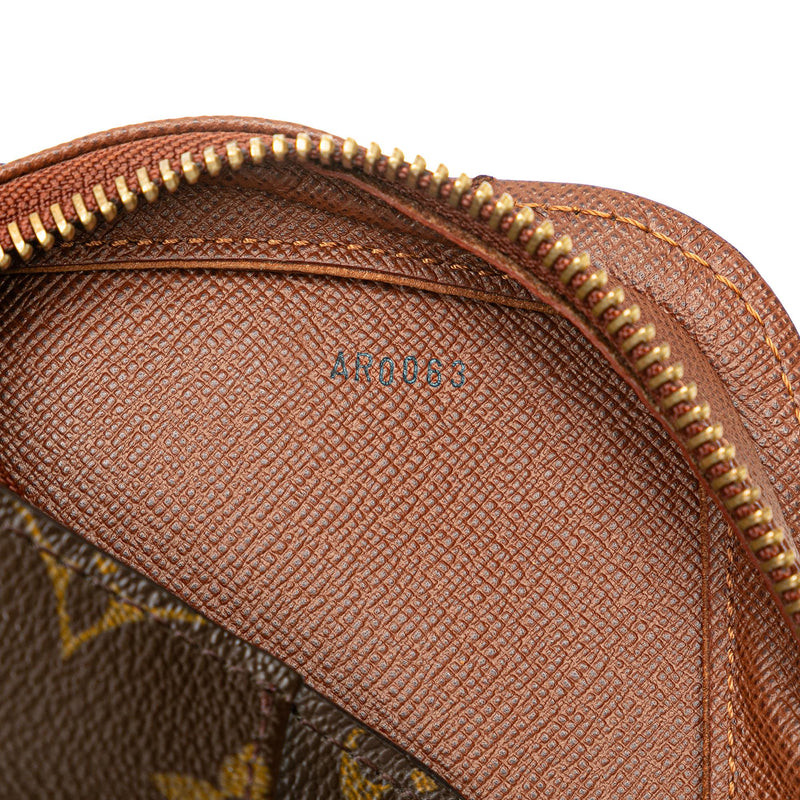 Louis Vuitton Monogram Orsay (SHG-mj4ElJ)