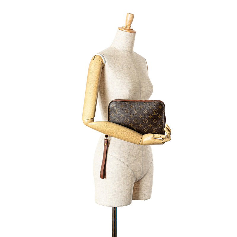 Louis Vuitton Monogram Orsay (SHG-mj4ElJ)