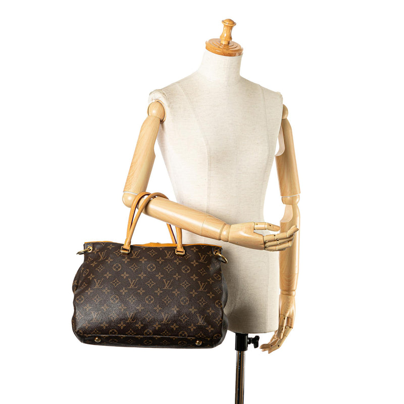 Louis Vuitton Monogram Pallas MM (SHG-ZRAl7K)