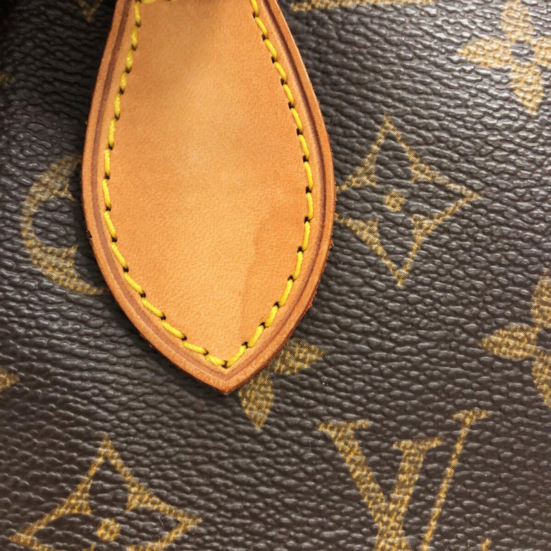 Louis Vuitton Monogram Petit Bucket (SHG-v6zZ4e) – LuxeDH