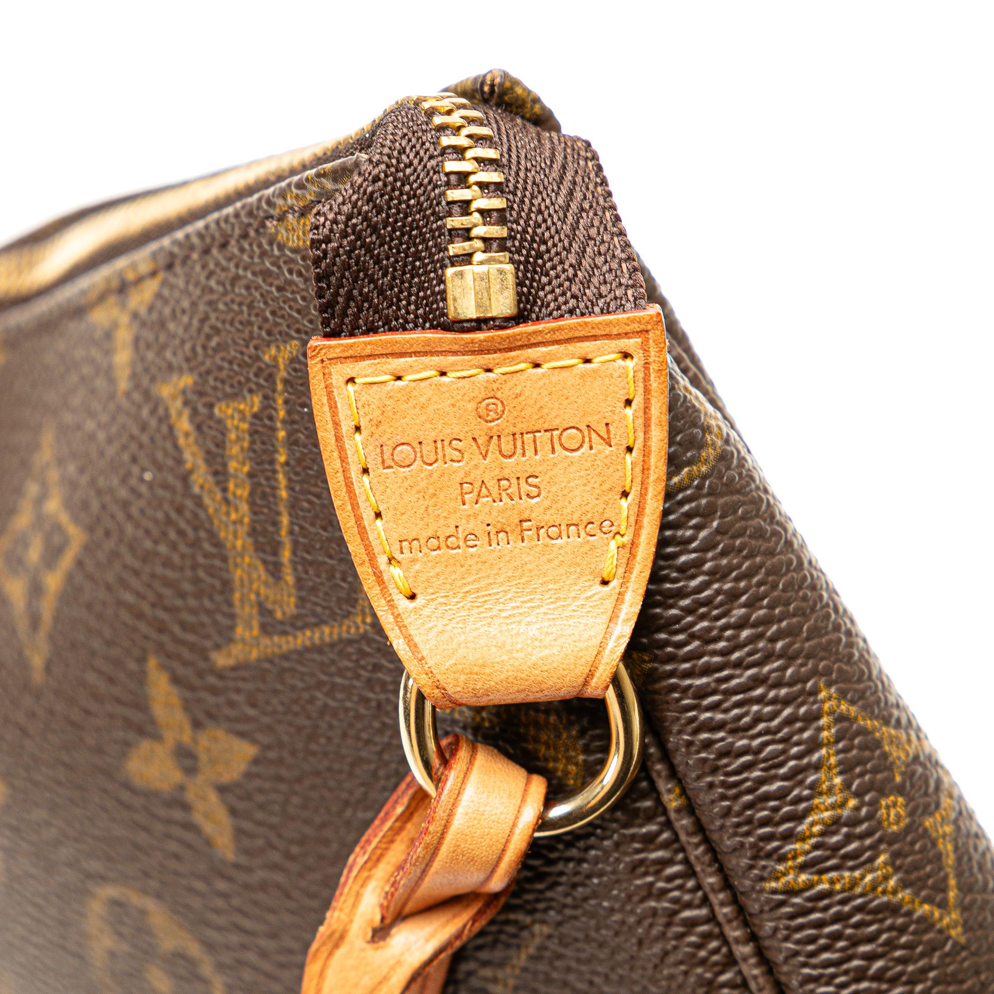 Louis Vuitton Monogram Pochette Accessoires (SHG-xwv3MZ)