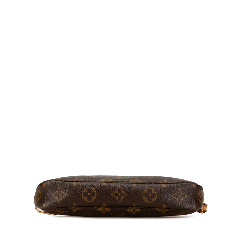 Louis Vuitton Monogram Pochette Accessoires (SHG-K4whIq)