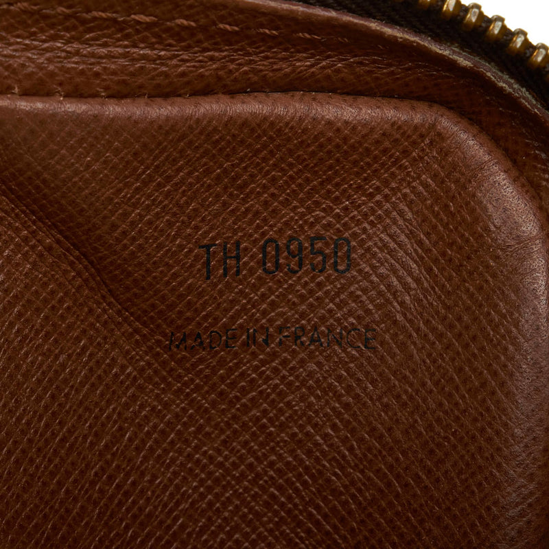 Louis Vuitton Monogram Pochette Marly Bandouliere (SHG-Q1HIos) – LuxeDH