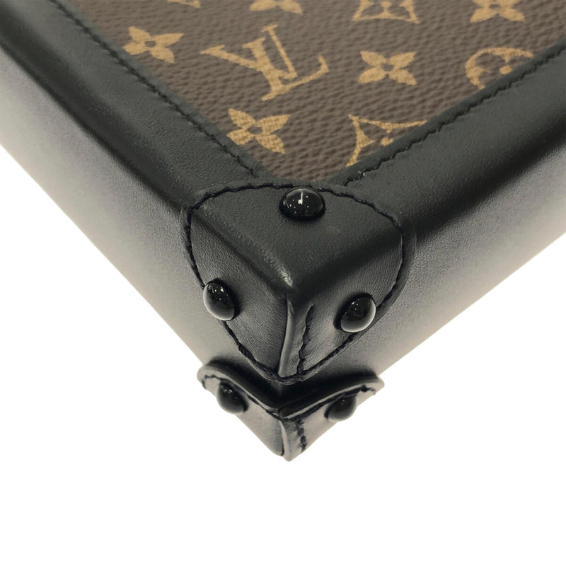 Louis vuitton pochette trunk on sale verticale