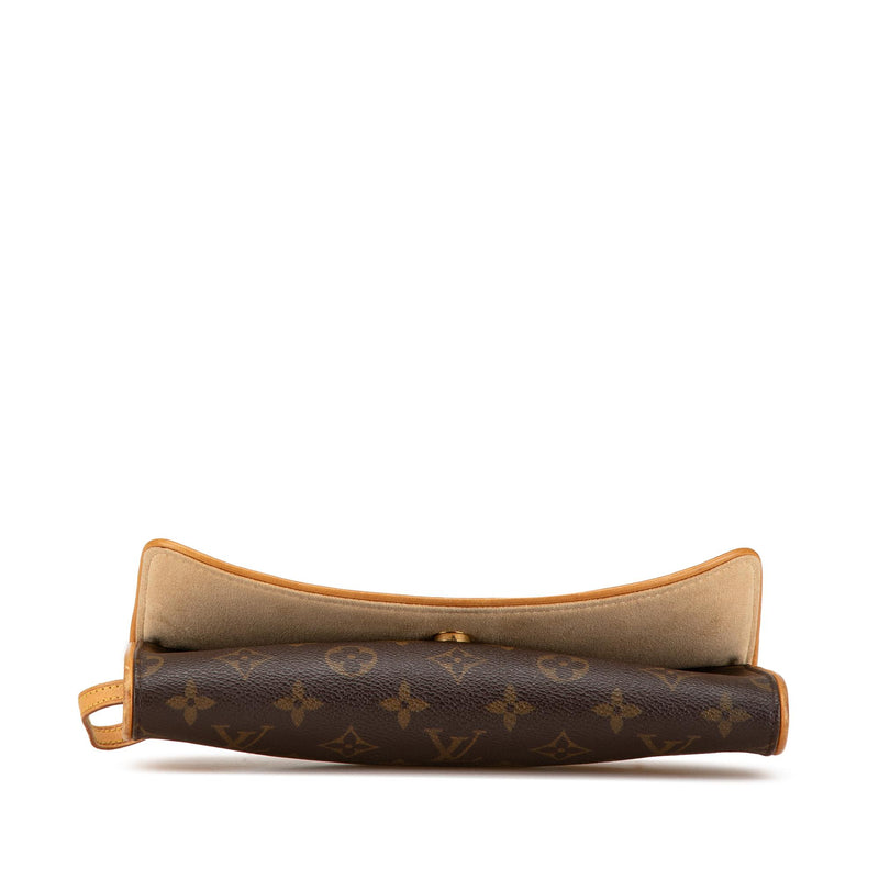 Louis Vuitton Monogram Pochette Twin GM (SHG-vBv4ig)