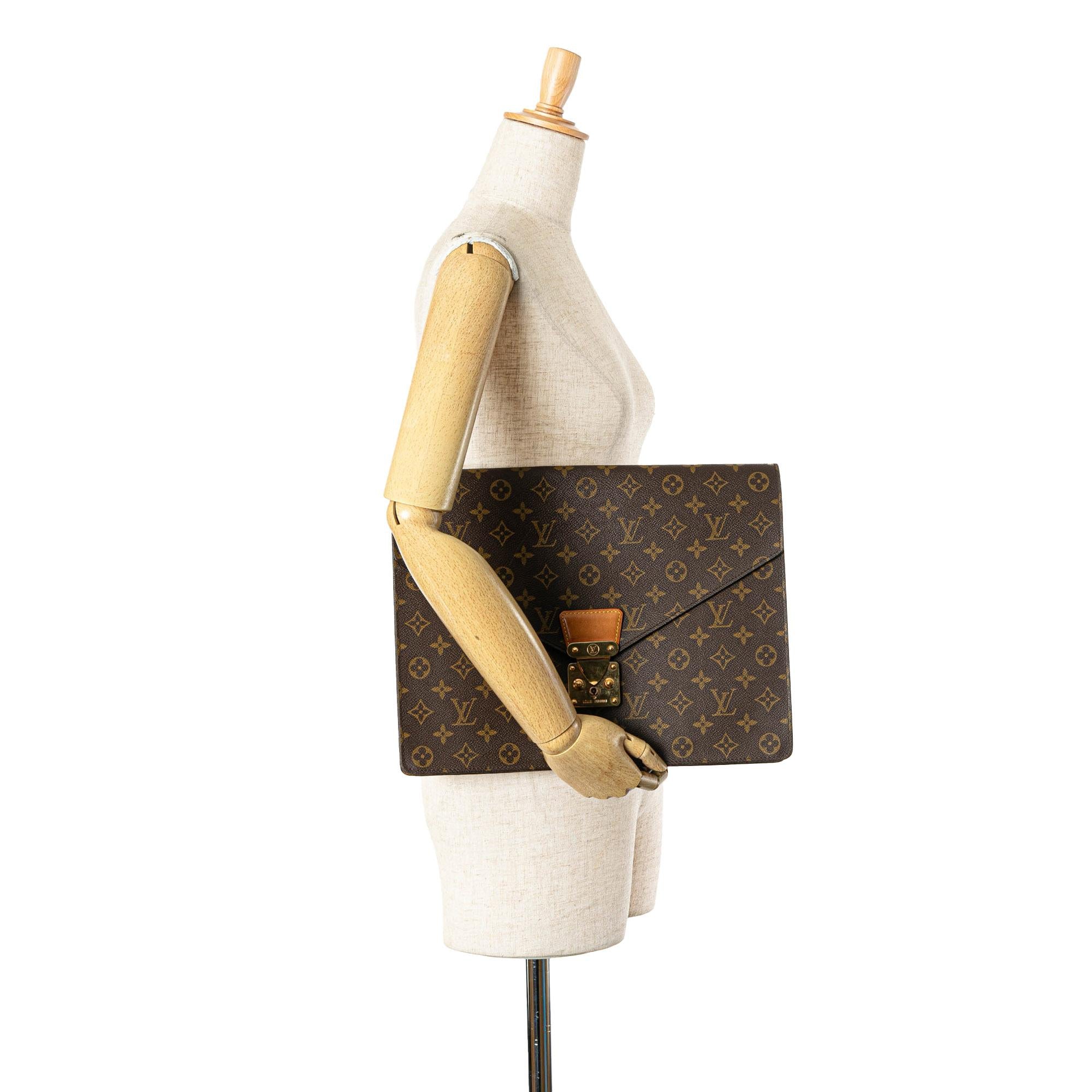 Louis Vuitton Monogram Porte-Documents Senateur (SHG-xCxPqO)