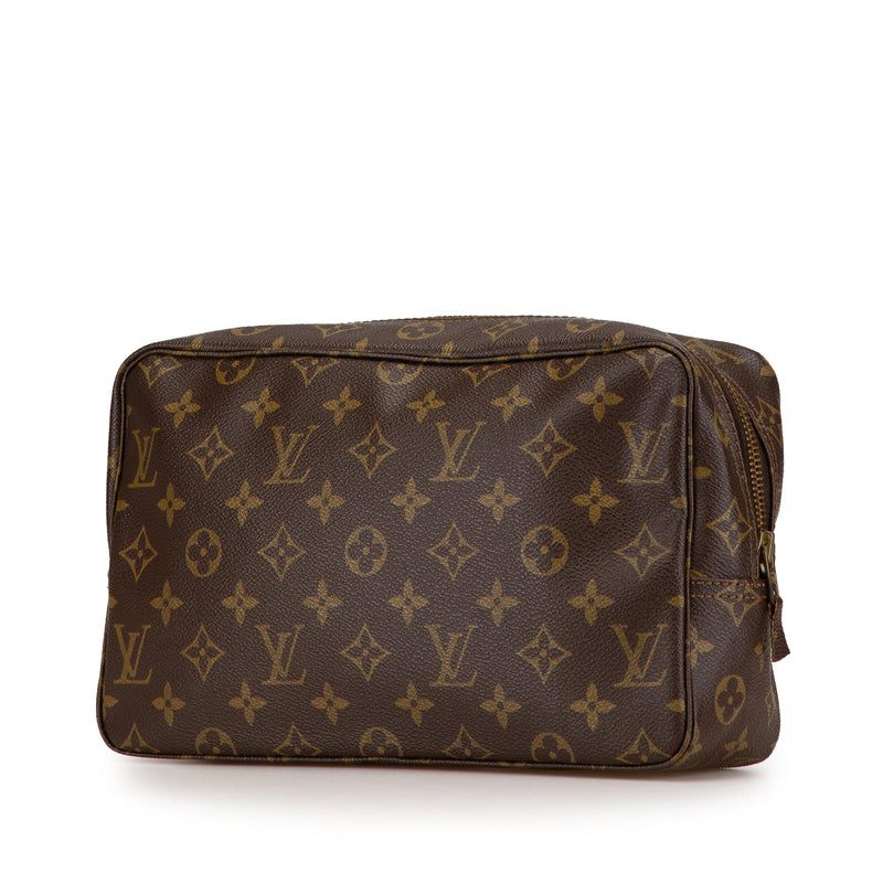 Louis Vuitton Monogram Trousse Toilette 28 (SHG-UF50EE)