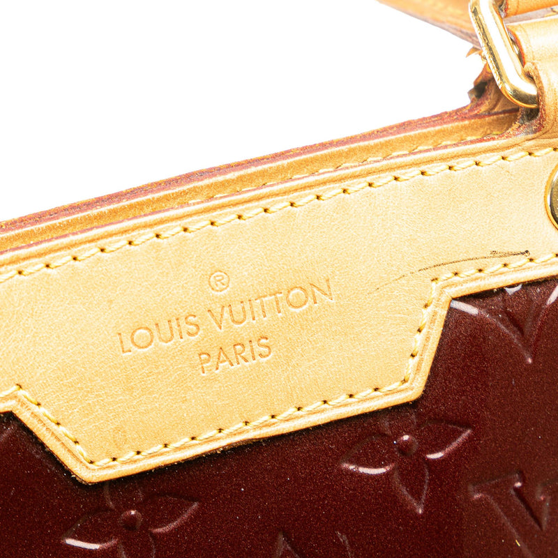 Louis Vuitton Monogram Vernis Brea MM (SHG-MrMPqW)