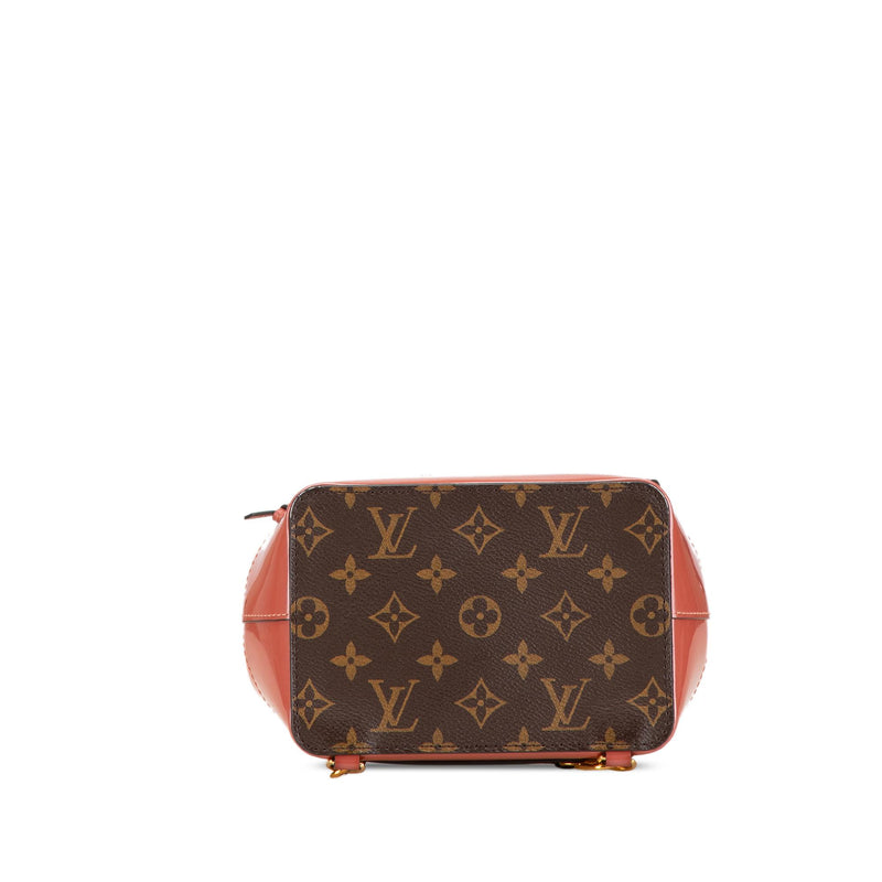 Louis Vuitton Monogram Vernis Hot Springs (SHG-ZCNFGC)