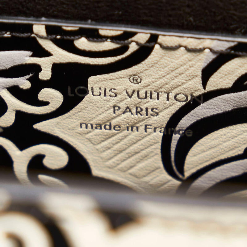 Louis Vuitton Printed Epi Twist PM (SHG-K3UaYm) – LuxeDH