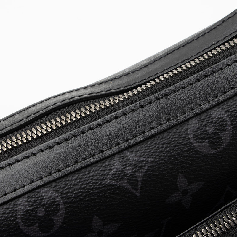 Louis Vuitton Louis Vuitton Horizon Clutch Monogram Eclipse Shoulder Bag  Black P111141 – OTTO VINTAGE