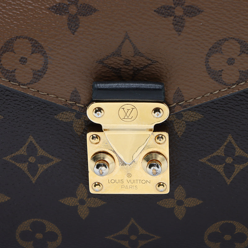 Louis Vuitton Monogram Reverse Pochette Metis (SHG-DHicBB) – LuxeDH